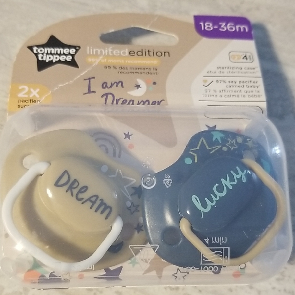 Limited Edition Pacifier Set Tommee Tippee- Tan and Blue 18-36m
